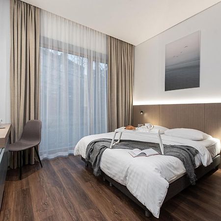 Cohost I New Basteja Life Apartments W-Garage Prkg & Self Check-In VNO Exteriör bild
