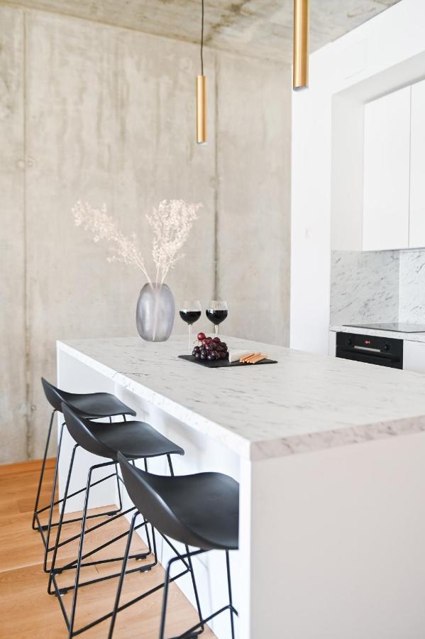 Cohost I New Basteja Life Apartments W-Garage Prkg & Self Check-In VNO Exteriör bild