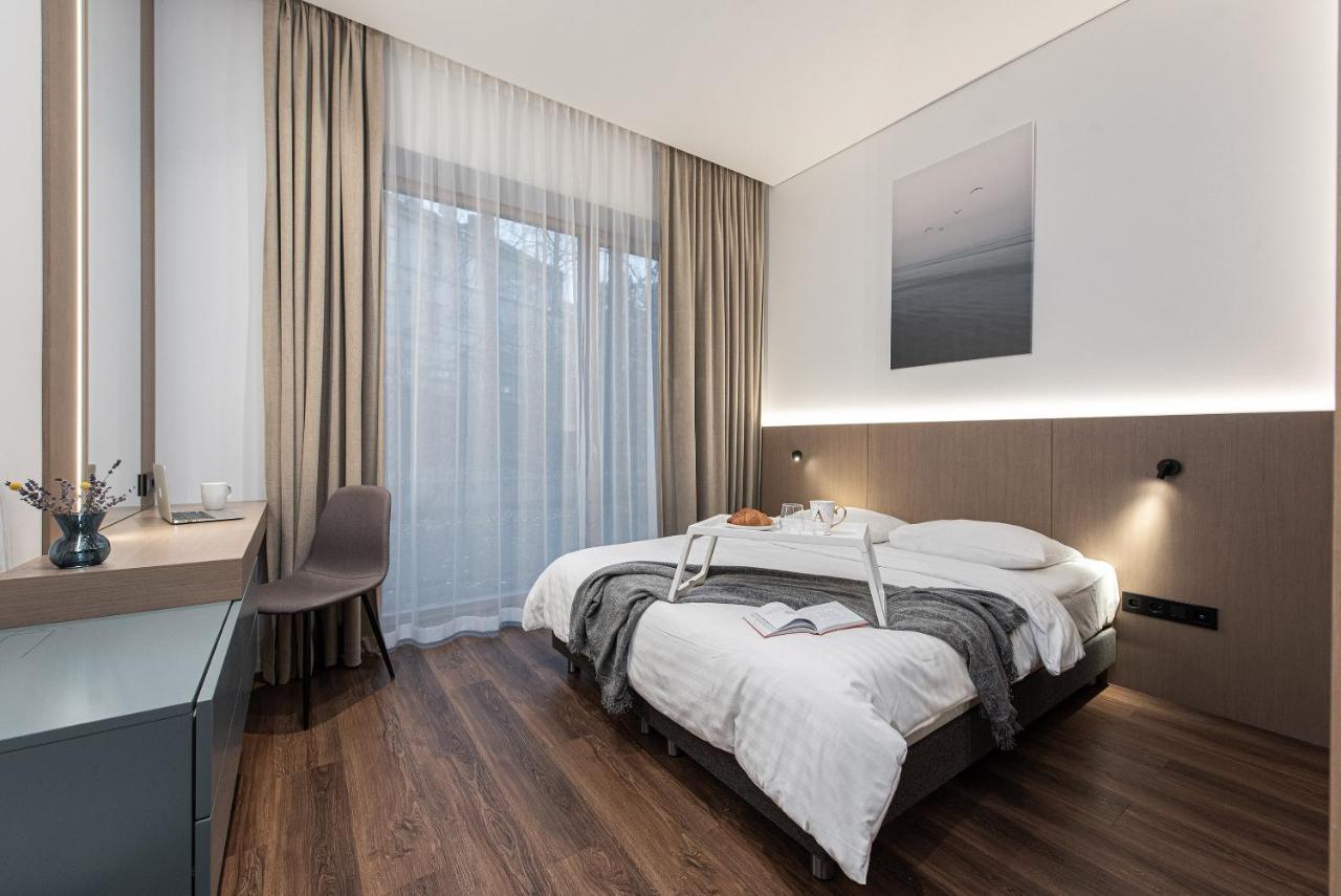 Cohost I New Basteja Life Apartments W-Garage Prkg & Self Check-In VNO Exteriör bild