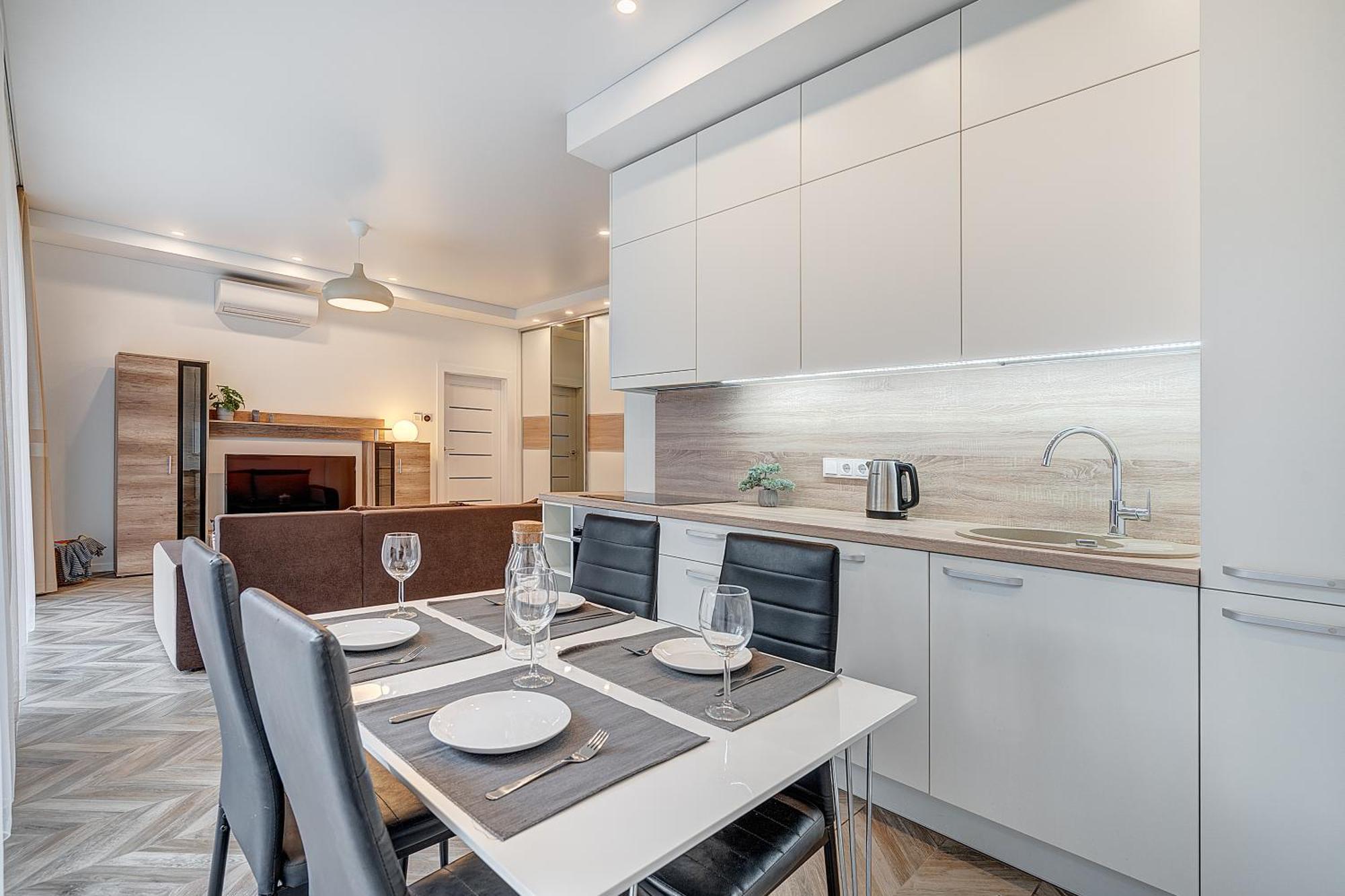 Cohost I New Basteja Life Apartments W-Garage Prkg & Self Check-In VNO Rum bild